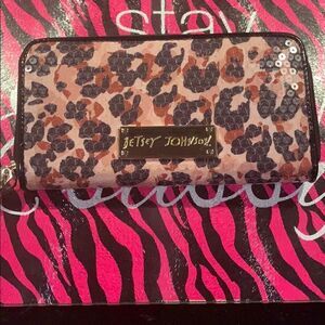 Betsey johnson leopard printed wallet